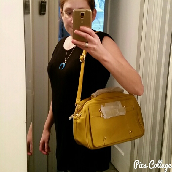 MOVING SALE!  Mustard Satchel - Picture 7 of 7